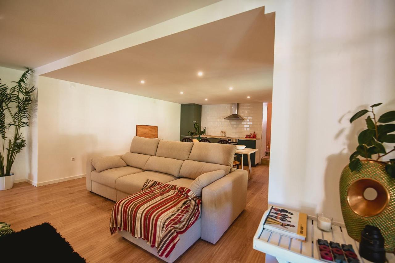 Epicos House, Your Away From Home. Holiday home *